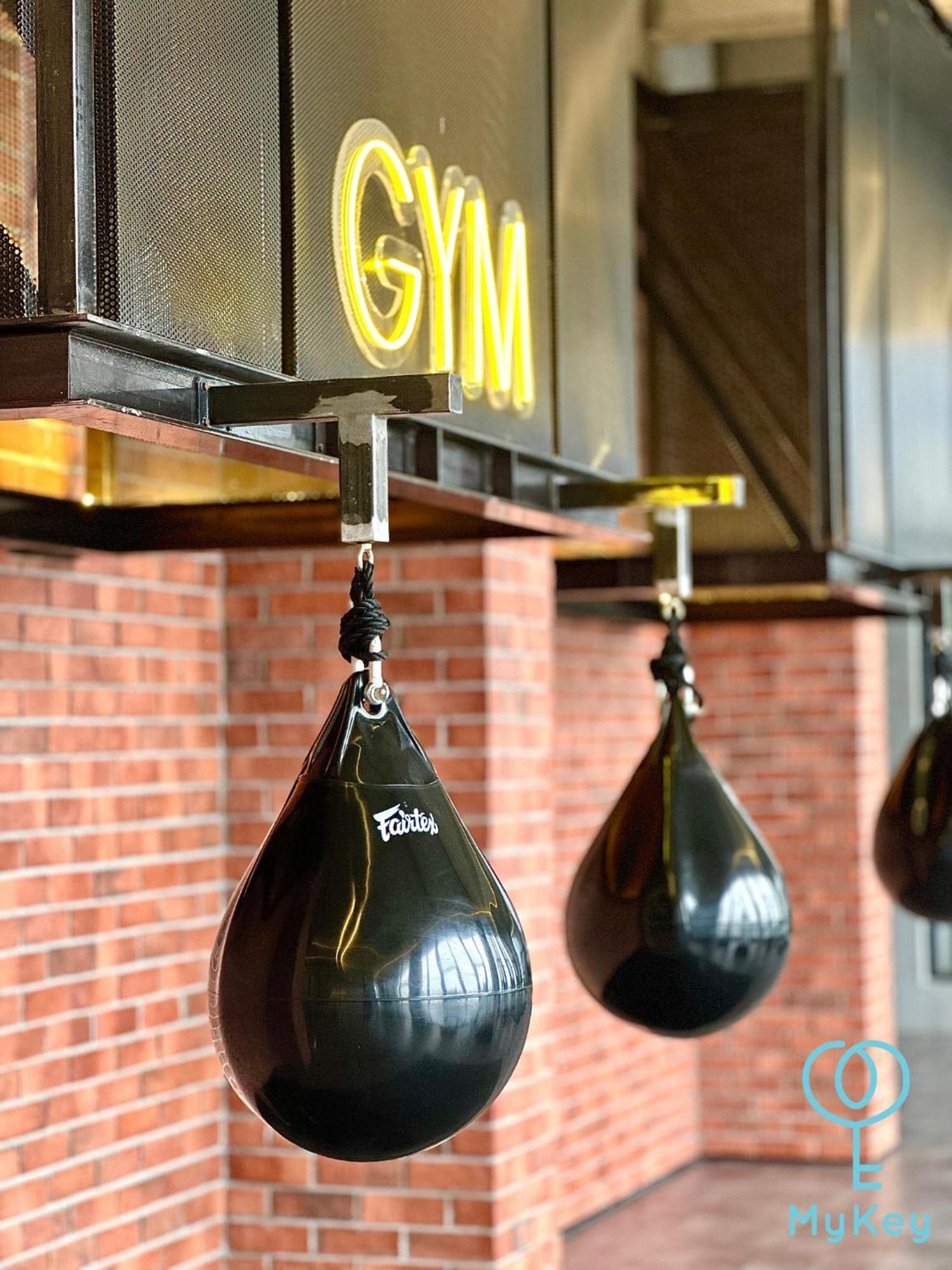 Millerz Square By Mykey Apartment กัวลาลัมเปอร์ ภายนอก รูปภาพ Heavy bag