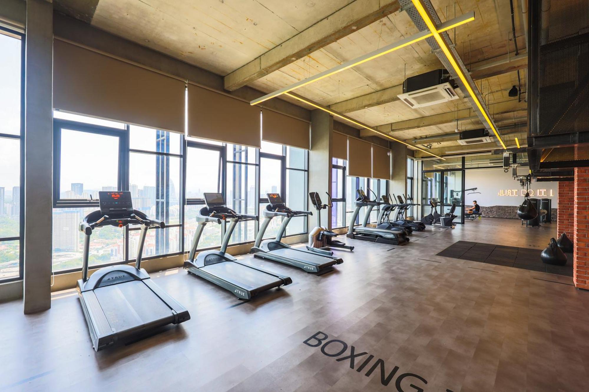 Millerz Square By Mykey Apartment กัวลาลัมเปอร์ ภายนอก รูปภาพ The gym at the University of Law, Birmingham
