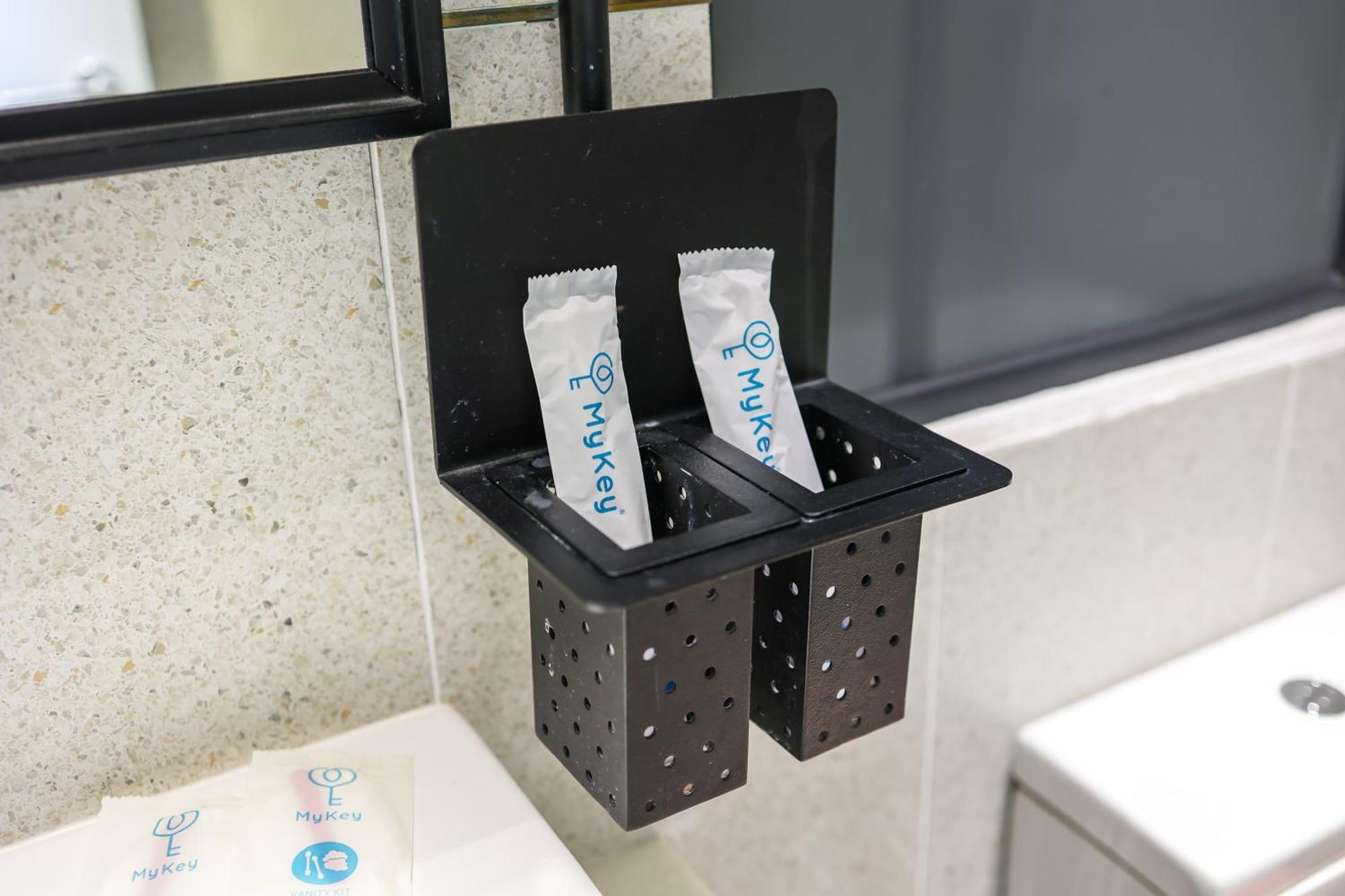Millerz Square By Mykey Apartment กัวลาลัมเปอร์ ภายนอก รูปภาพ A shower gel dispenser