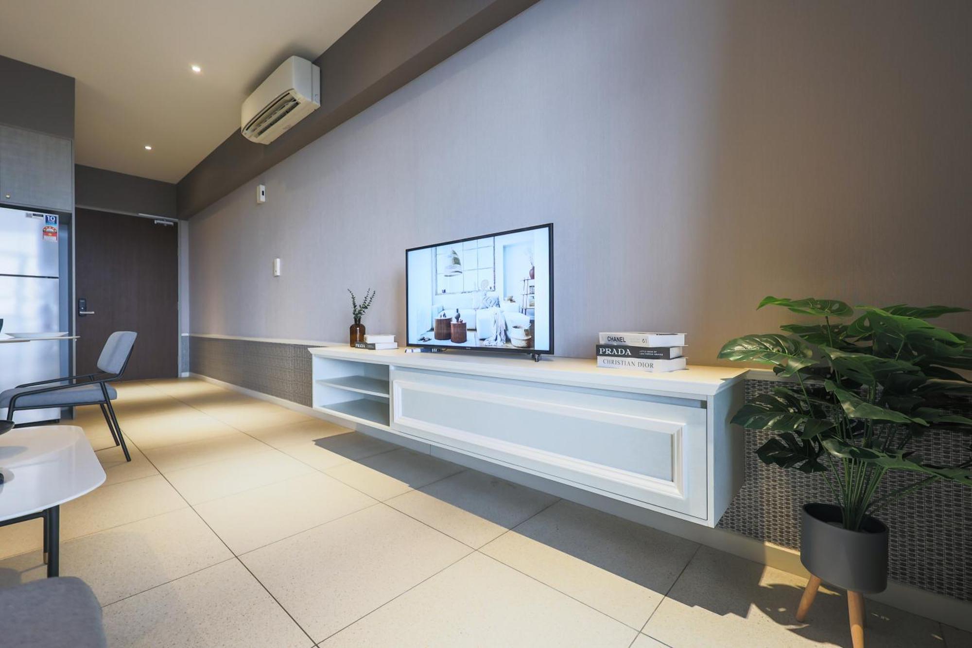 Millerz Square By Mykey Apartment กัวลาลัมเปอร์ ภายนอก รูปภาพ The interior of the office