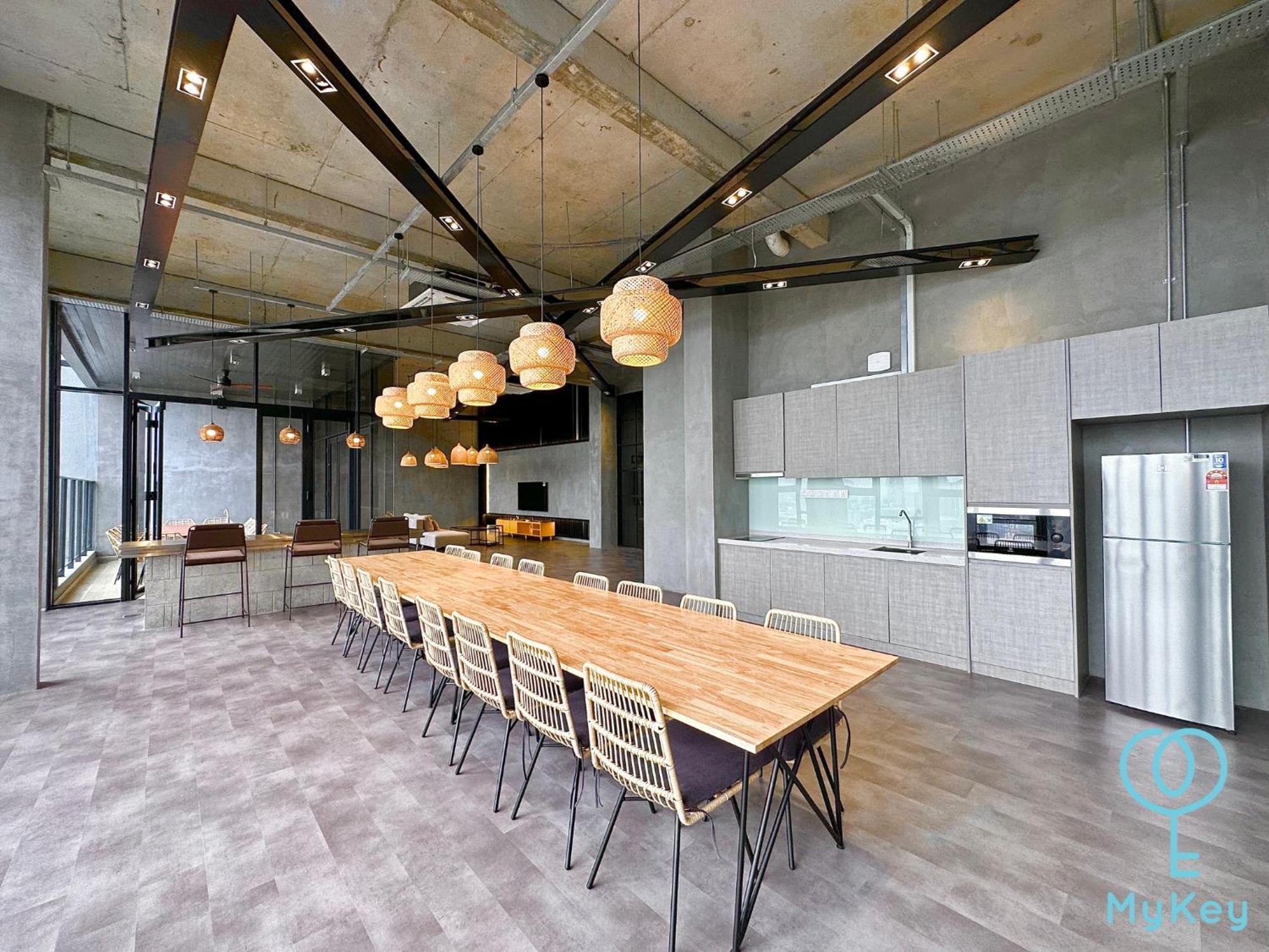 Millerz Square By Mykey Apartment กัวลาลัมเปอร์ ภายนอก รูปภาพ The kitchen at the 10th floor